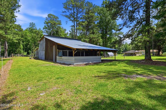 3984 Beattys Bridge Road, Atkinson, NC 28421