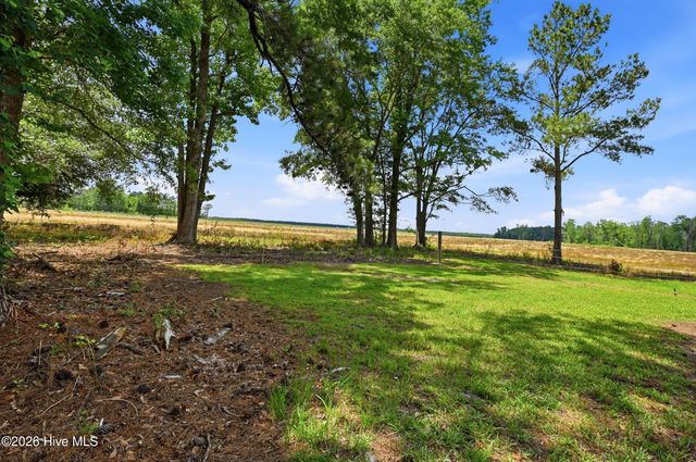 3984 Beattys Bridge Road, Atkinson, NC 28421