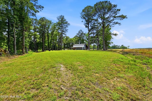 3984 Beattys Bridge Road, Atkinson, NC 28421