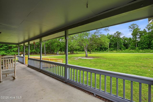 3984 Beattys Bridge Road, Atkinson, NC 28421