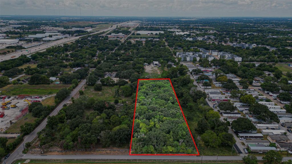 14228 Del Papa Street, Houston, TX 77047