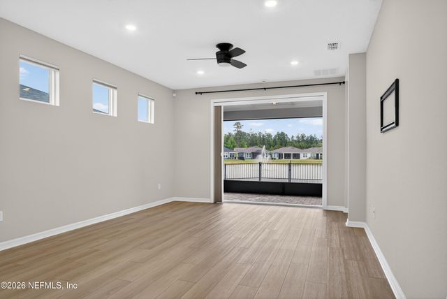 719 COOL BREEZE Way, Yulee, FL 32097