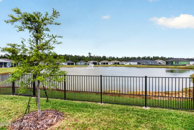719 COOL BREEZE Way, Yulee, FL 32097