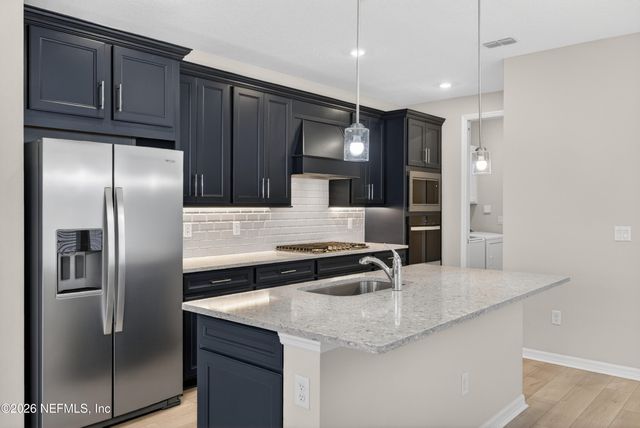 719 COOL BREEZE Way, Yulee, FL 32097