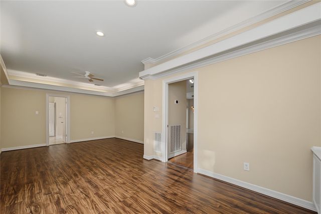14135 Swallowfield Drive, Houston, TX 77077