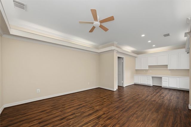 14135 Swallowfield Drive, Houston, TX 77077