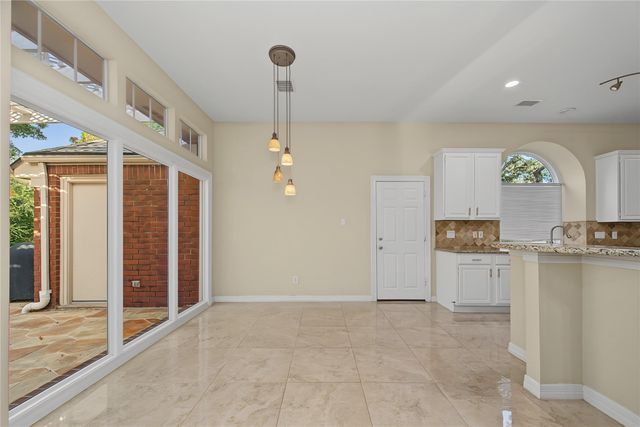14135 Swallowfield Drive, Houston, TX 77077