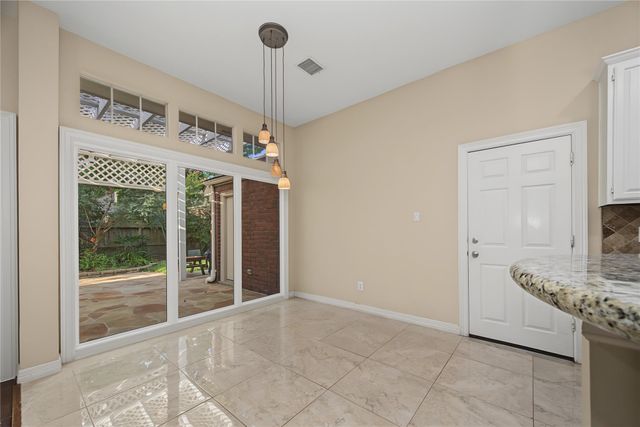 14135 Swallowfield Drive, Houston, TX 77077