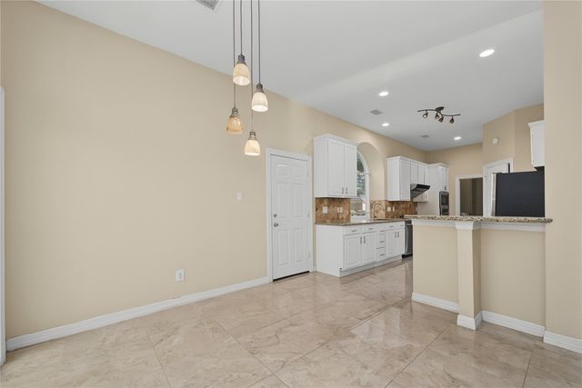 14135 Swallowfield Drive, Houston, TX 77077