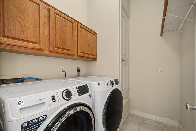 14135 Swallowfield Drive, Houston, TX 77077