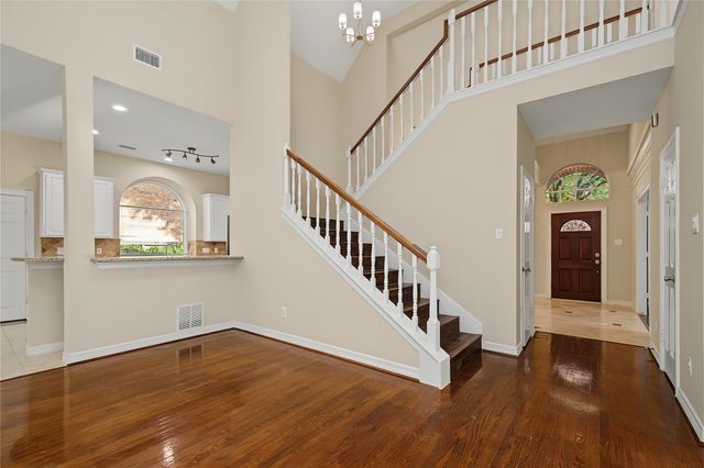 14135 Swallowfield Drive, Houston, TX 77077