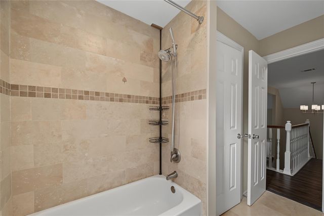 14135 Swallowfield Drive, Houston, TX 77077