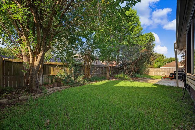 14135 Swallowfield Drive, Houston, TX 77077