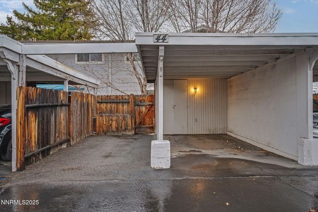44 Smithridge Park, Reno, NV 89502