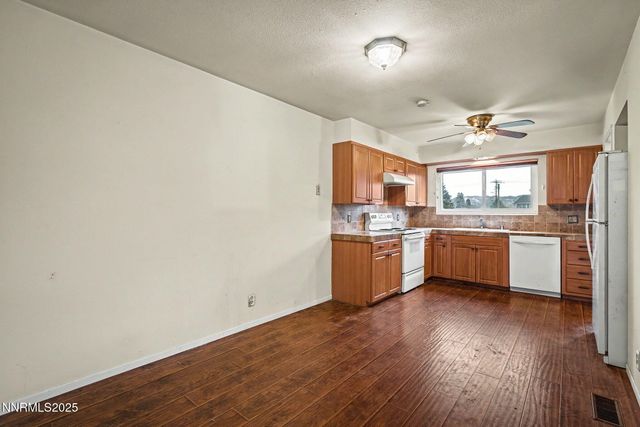 44 Smithridge Park, Reno, NV 89502