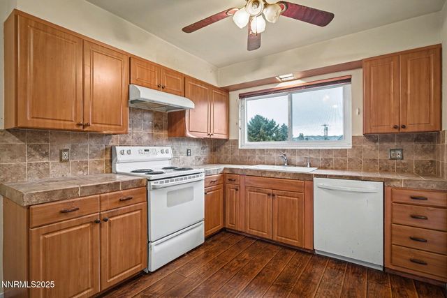 44 Smithridge Park, Reno, NV 89502