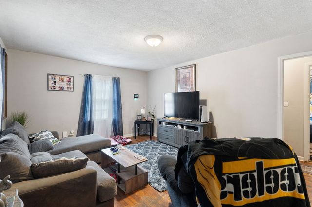 715 Williams Ln, Clarksville, TN 37040