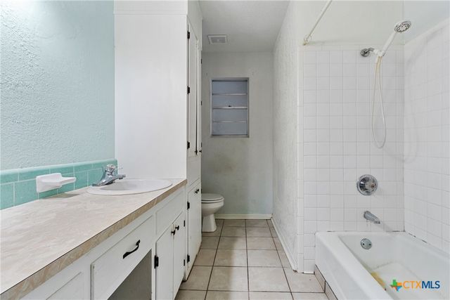 2010 Patricia Street, Copperas Cove, TX 76522