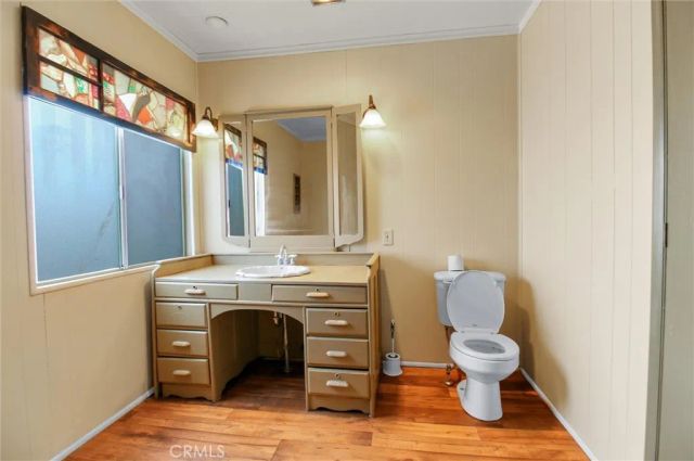332 N. Lyon, Hemet, CA 92543