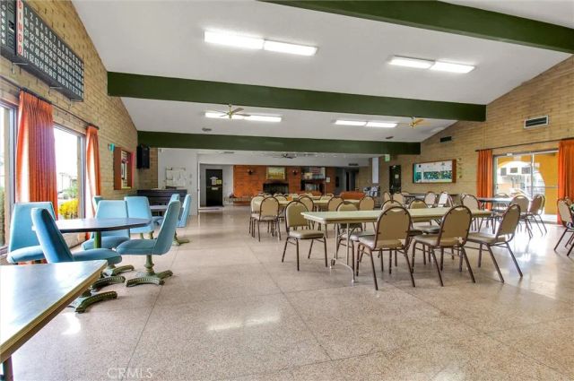 332 N. Lyon, Hemet, CA 92543