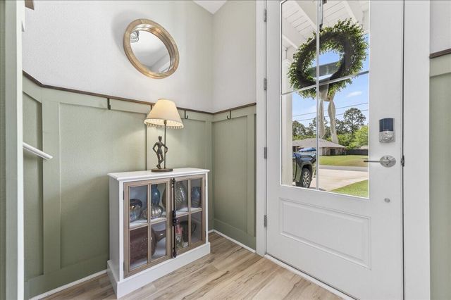 6724 Kempton Street, Navarre, FL 32566