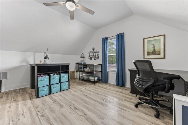 6724 Kempton Street, Navarre, FL 32566