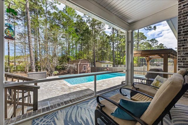 6724 Kempton Street, Navarre, FL 32566