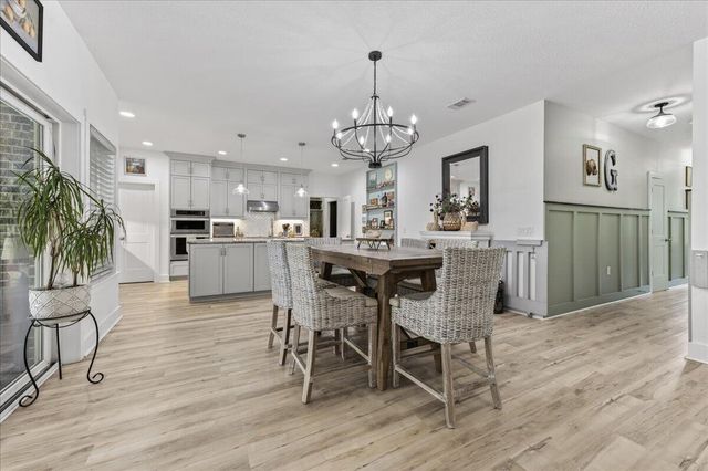 6724 Kempton Street, Navarre, FL 32566