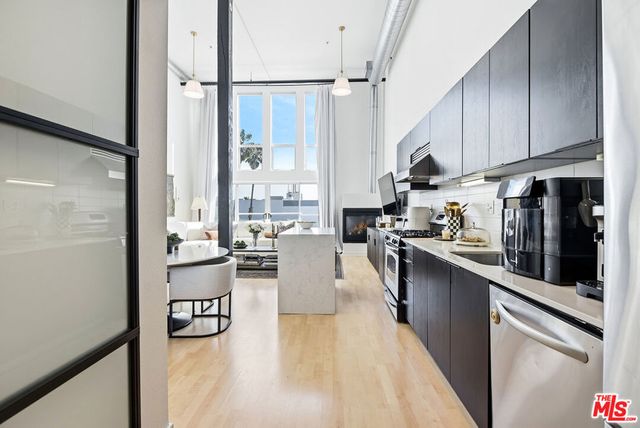 4215 Glencoe Avenue 407, Marina Del Rey, CA 90292