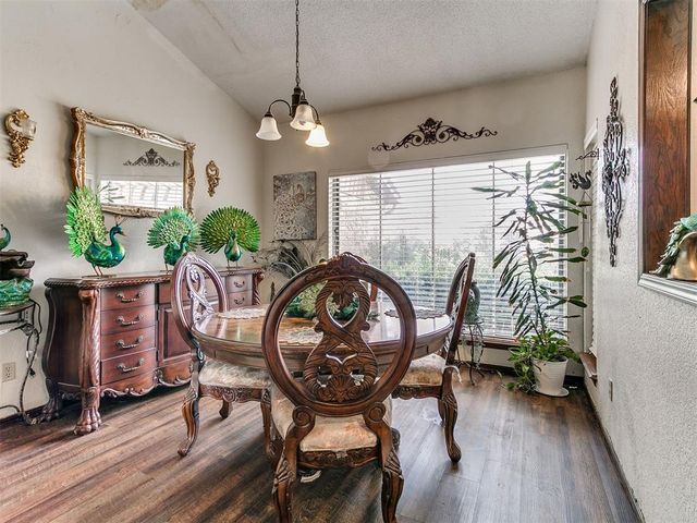 2011 Lankestar Way, Yukon, OK 73099