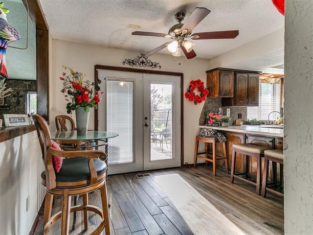 2011 Lankestar Way, Yukon, OK 73099