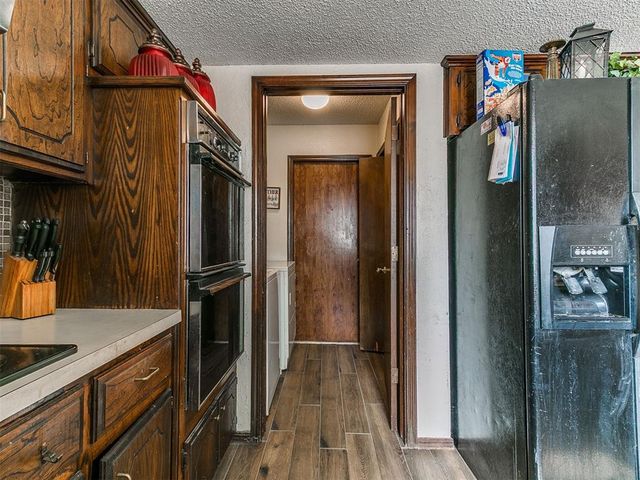 2011 Lankestar Way, Yukon, OK 73099