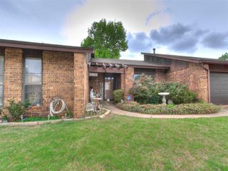 2011 Lankestar Way, Yukon, OK 73099