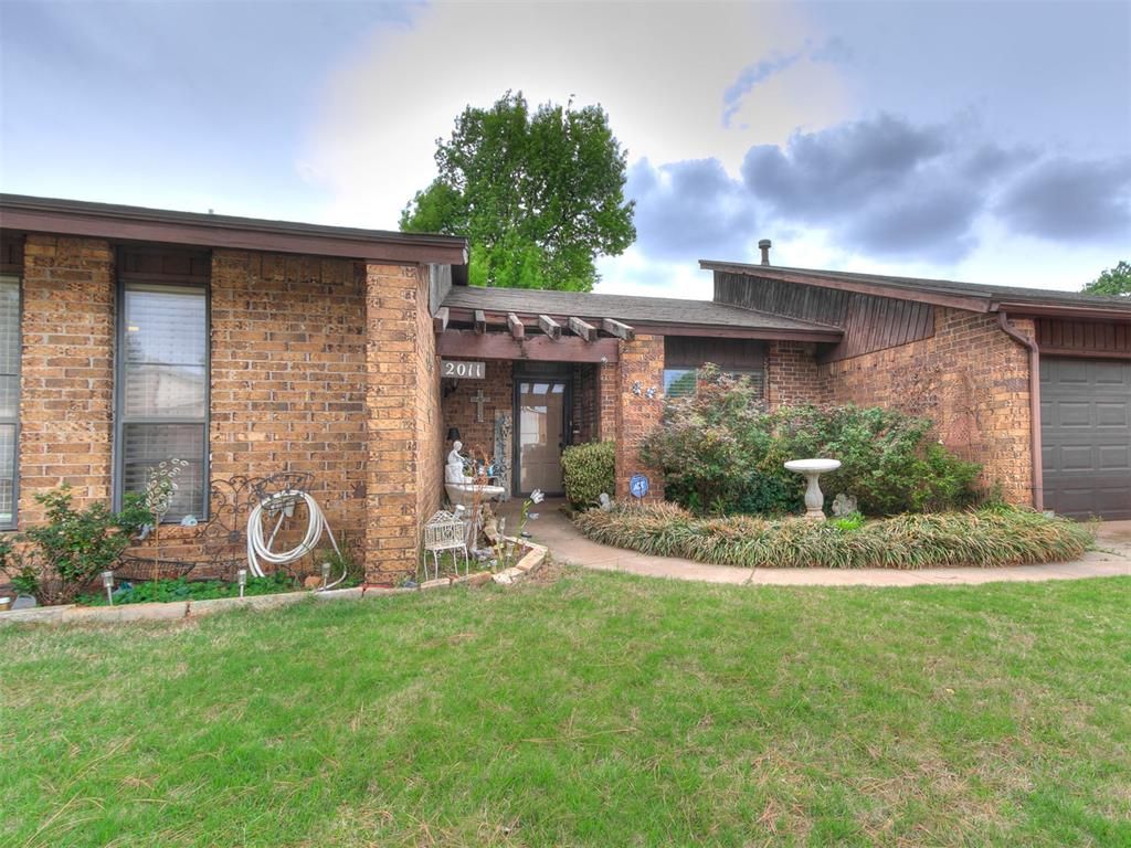 2011 Lankestar Way, Yukon, OK 73099