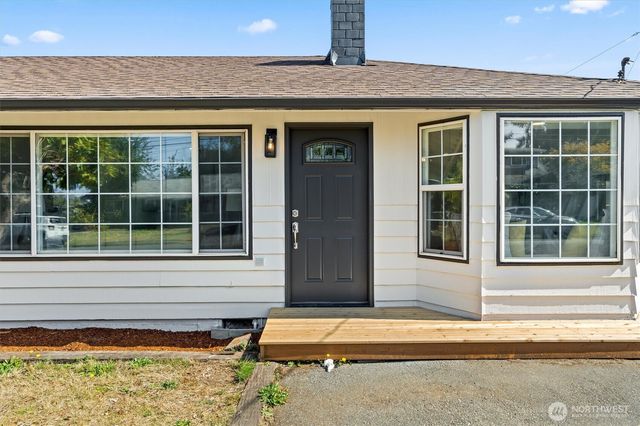 26622 18th Place S, Des Moines, WA 98198