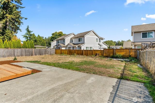 26622 18th Place S, Des Moines, WA 98198