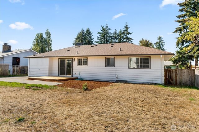 26622 18th Place S, Des Moines, WA 98198