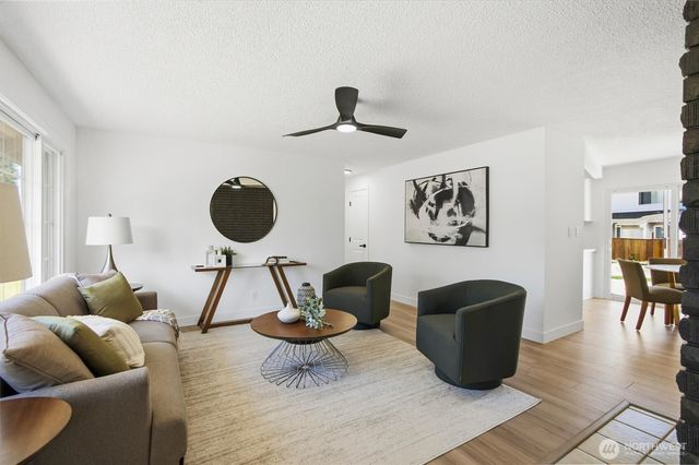 26622 18th Place S, Des Moines, WA 98198