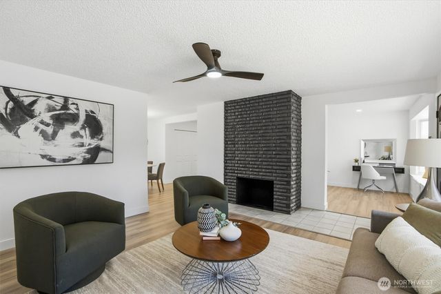 26622 18th Place S, Des Moines, WA 98198