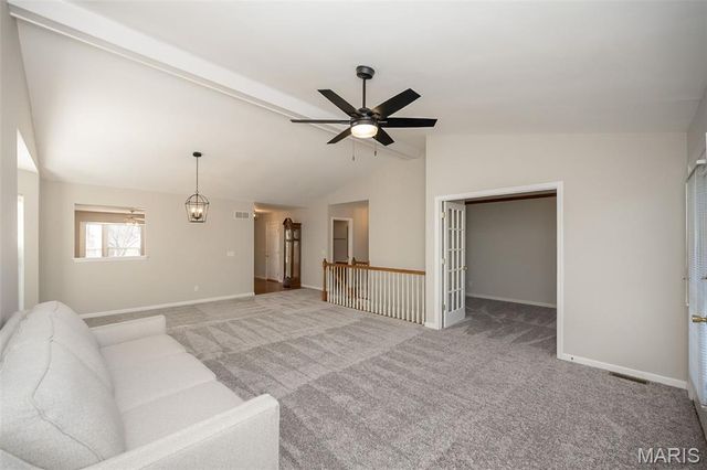 3166 Country Bluff Drive 38C, St Charles, MO 63301