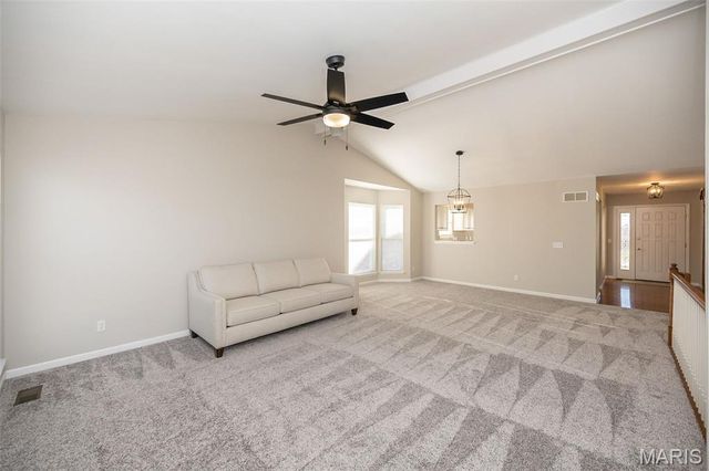 3166 Country Bluff Drive 38C, St Charles, MO 63301