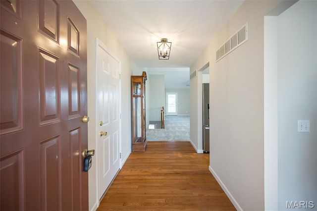 3166 Country Bluff Drive 38C, St Charles, MO 63301