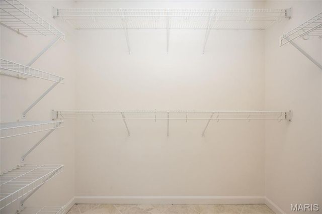 3166 Country Bluff Drive 38C, St Charles, MO 63301