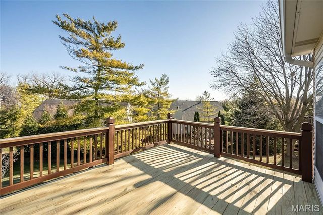 3166 Country Bluff Drive 38C, St Charles, MO 63301