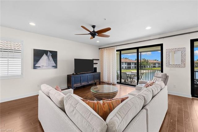 15209 Butler Lake DR 201, Naples, FL 34109