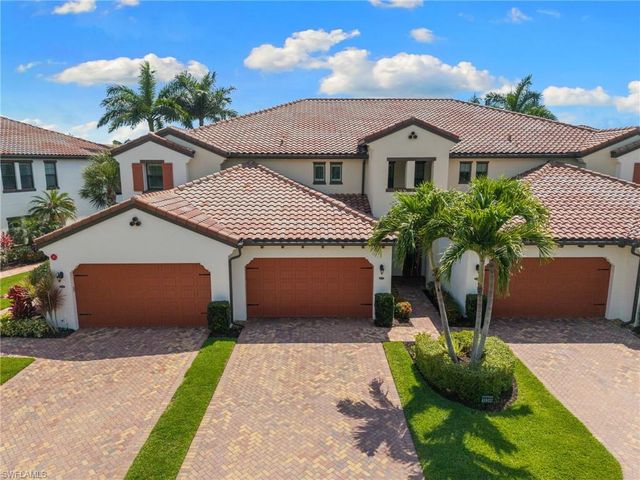 15209 Butler Lake DR 201, Naples, FL 34109