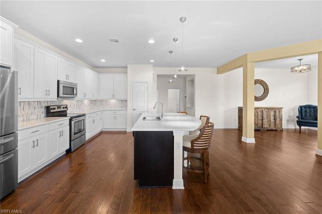 15209 Butler Lake DR 201, Naples, FL 34109
