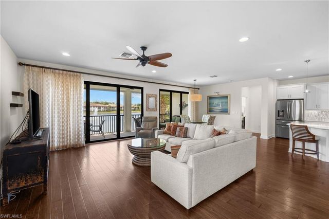 15209 Butler Lake DR 201, Naples, FL 34109