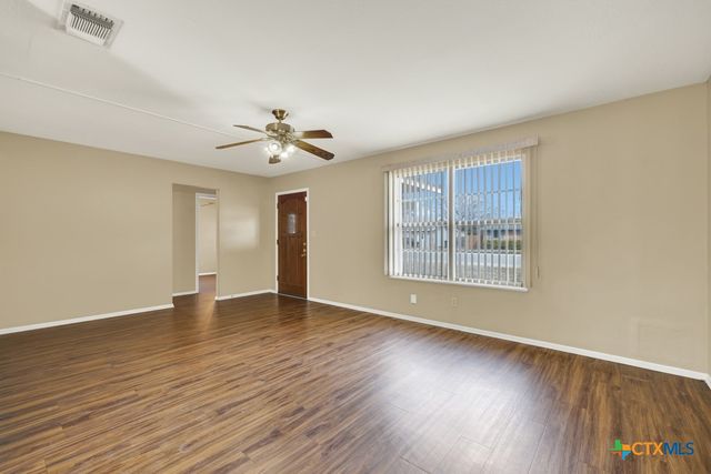 217 Gruene Road, New Braunfels, TX 78130