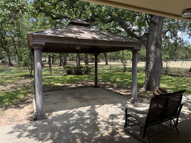 136 Busey Boulevard, Decatur, TX 76234